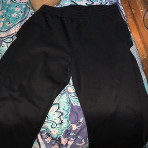 Sweat pants never worn smoke free!